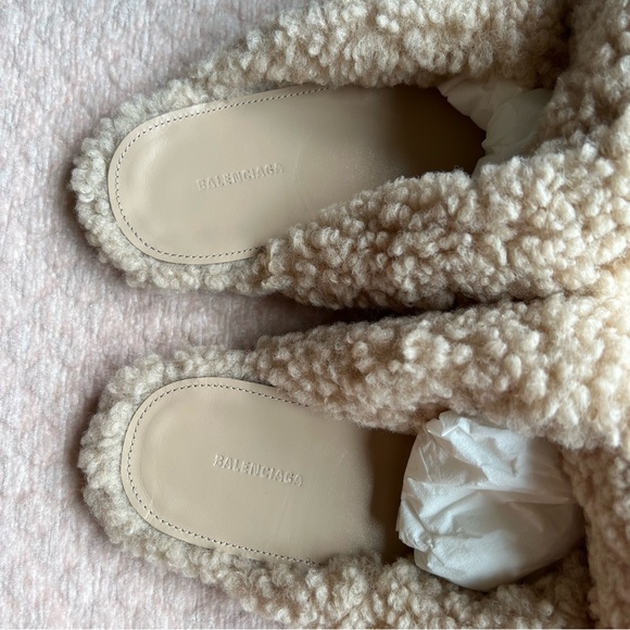 NEW Balenciaga Drapy Shearling Slide Sandals 40.5/10.5 - Picture 6 of 14
